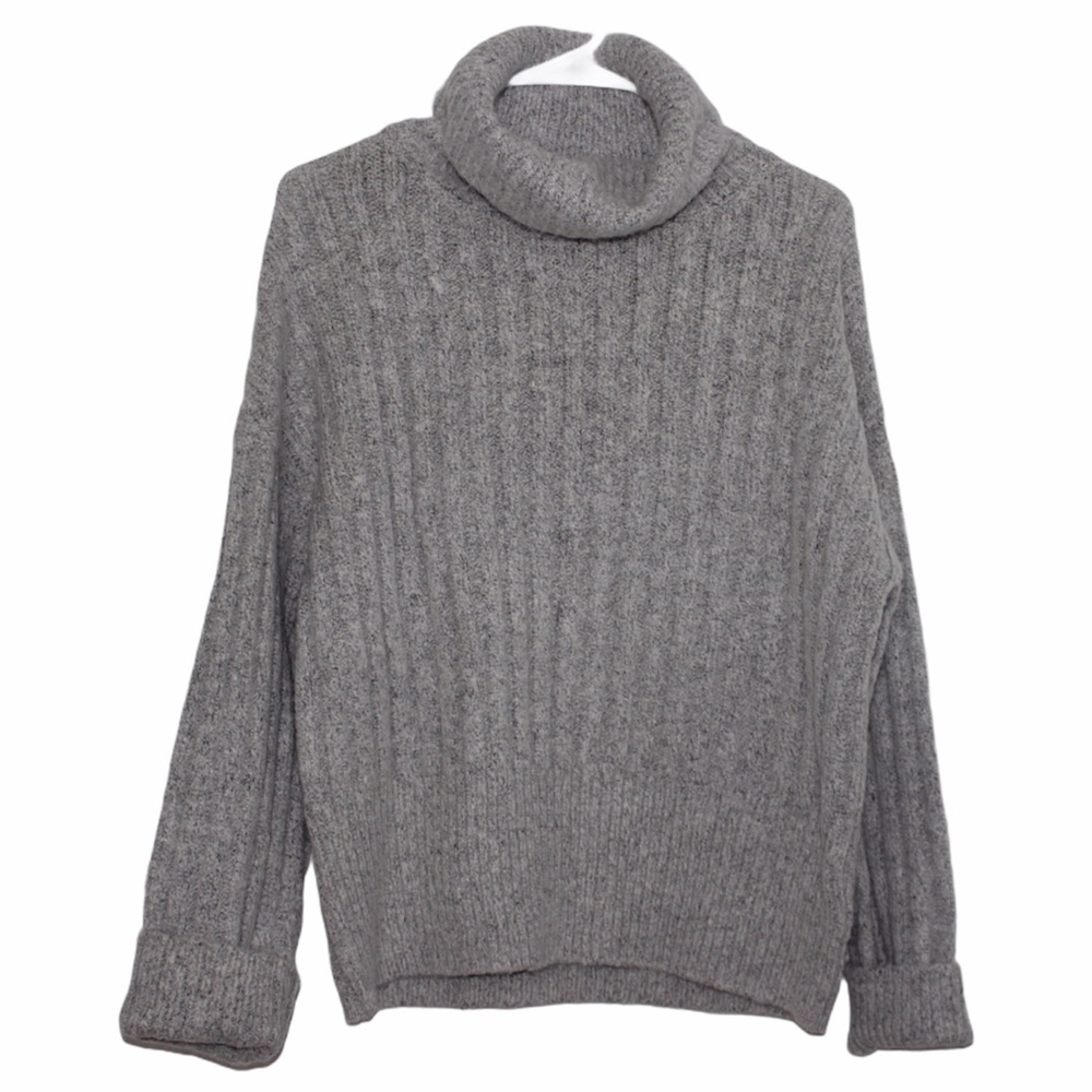 Light grey puffy neck sweater